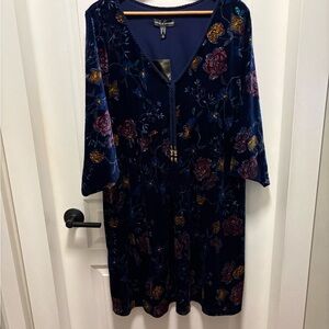Love & Legend Navy Floral Velvet Dress